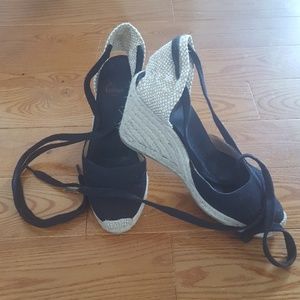 CASTAÑER Carina Canvas Wedge Espadrilles